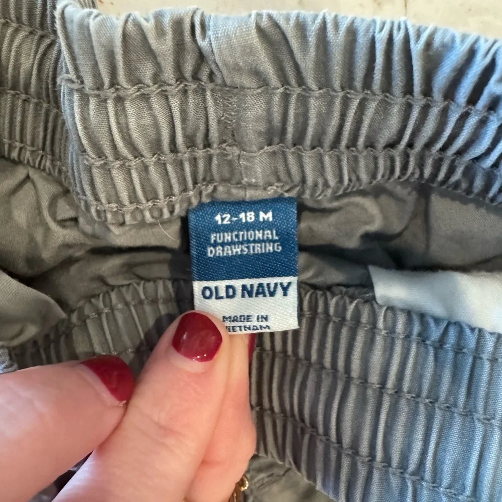 Old Navy 12-18M Charcoal and Tan Elastic Waist shorts